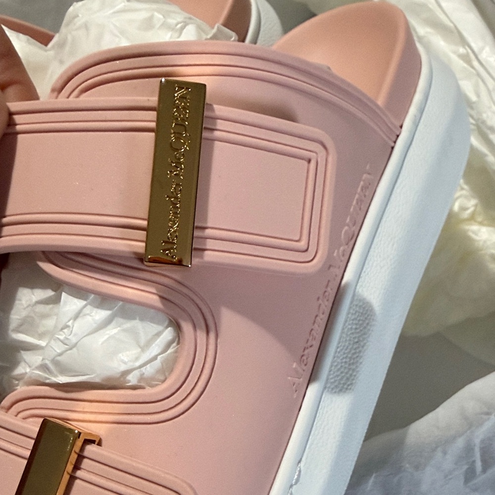 Alexander McQueen Blush Pink Rubber Slide Sandals - Picture 5 of 9